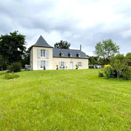 Nyaraló Brecat Saint-Faust